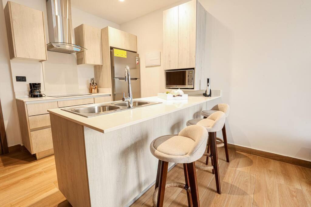 1 Bedroomapartment Pool Wifi, Downtown Apartamento