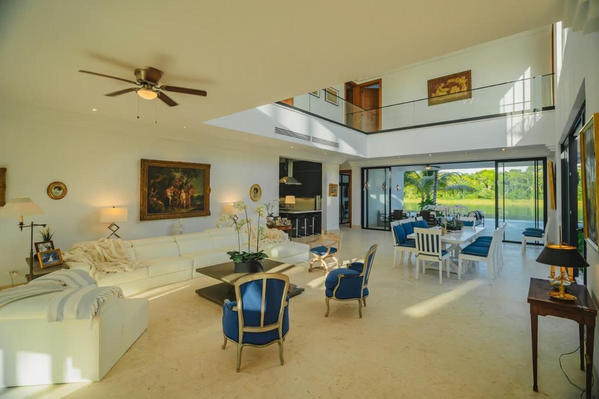Waterfront Luxury In & Club Villa Punta Cana