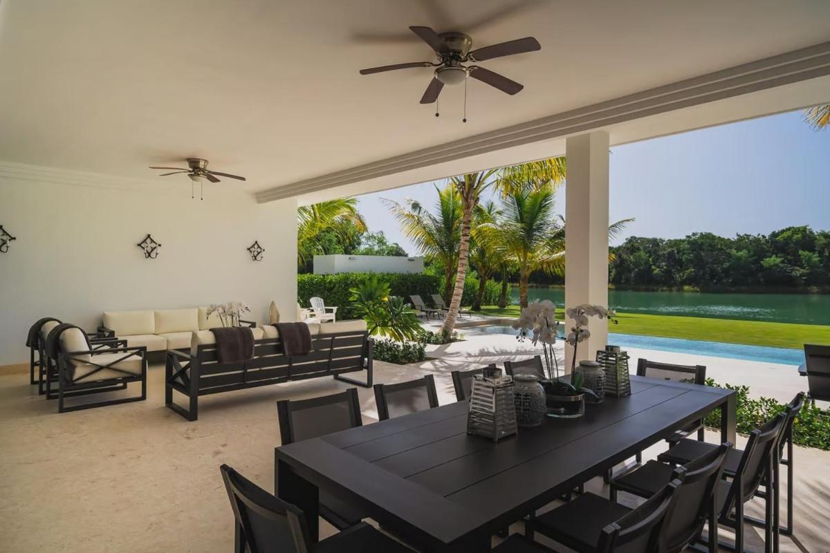 Waterfront Luxury In & Club Villa Punta Cana