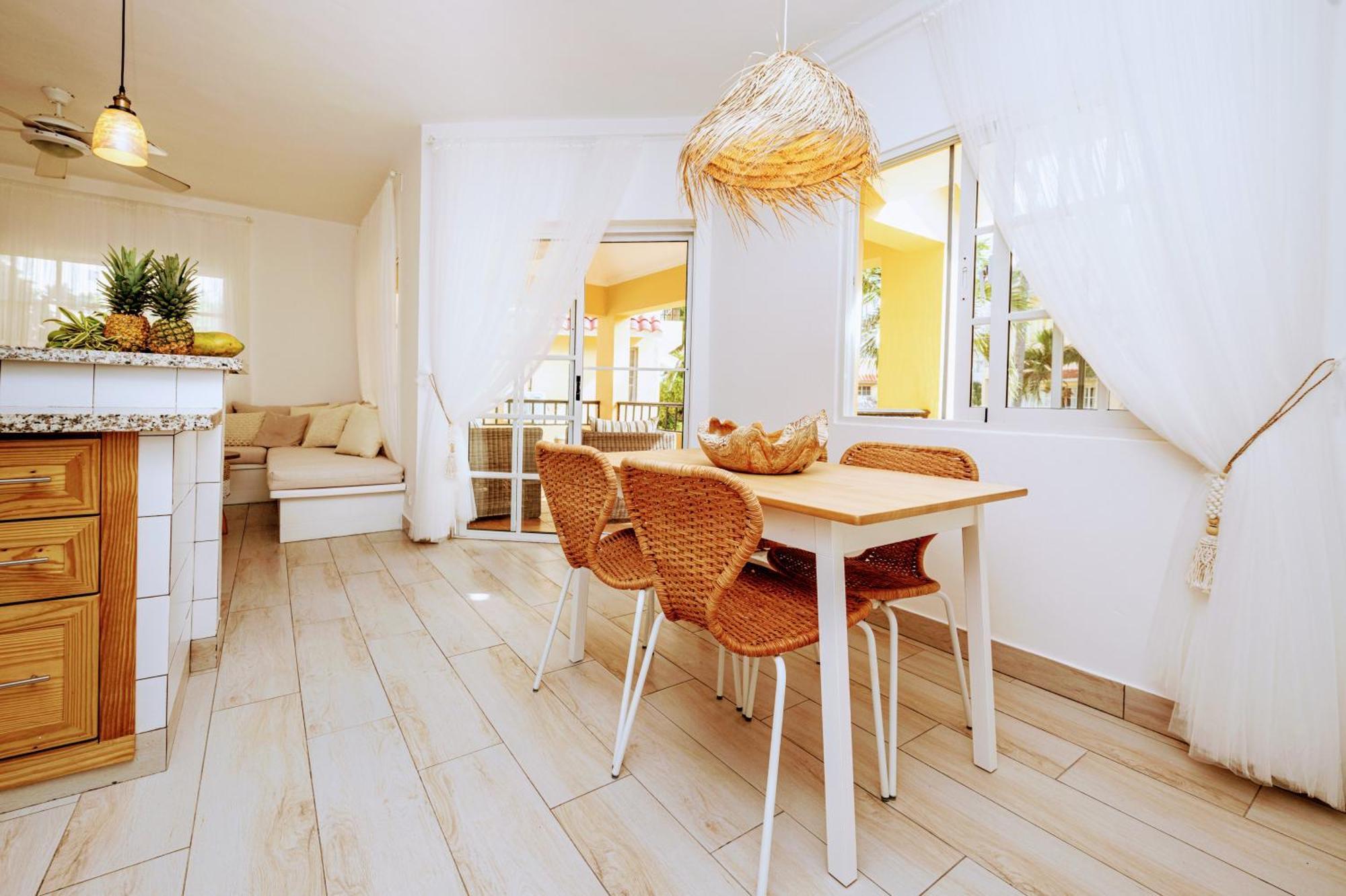 50 Steps To Private Poolside Rooftop Terrace Apartamento