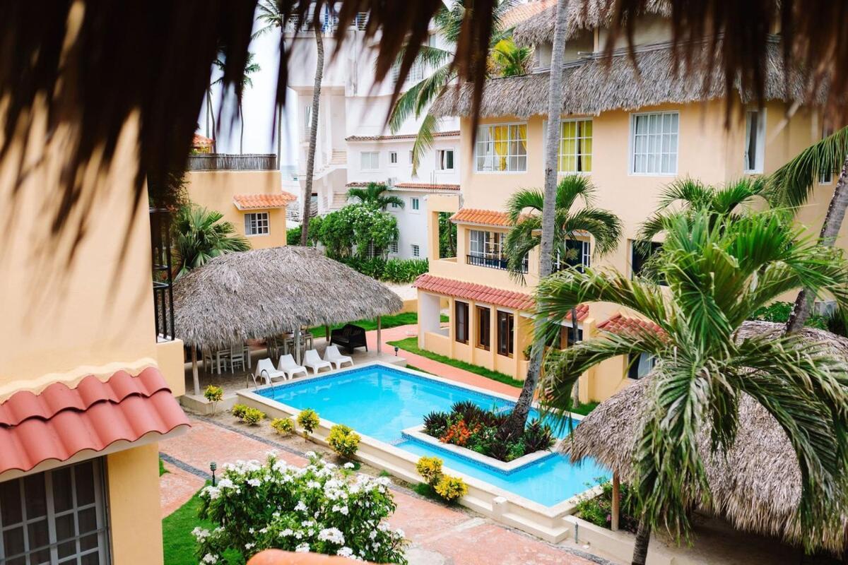 50 Steps To Private Poolside Rooftop Terrace