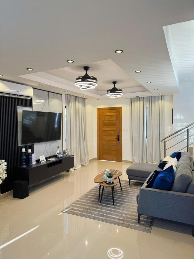Villa Puntacanaoasisluxurycondowprivatepool