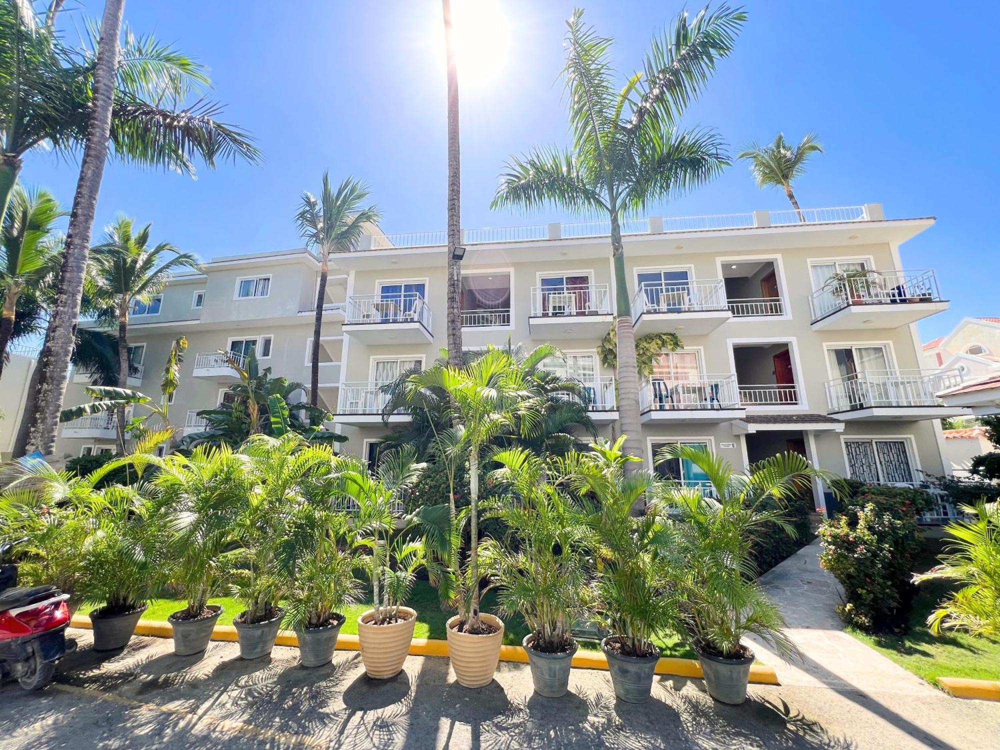 Playa Paradise - Club & Pool Punta Cana