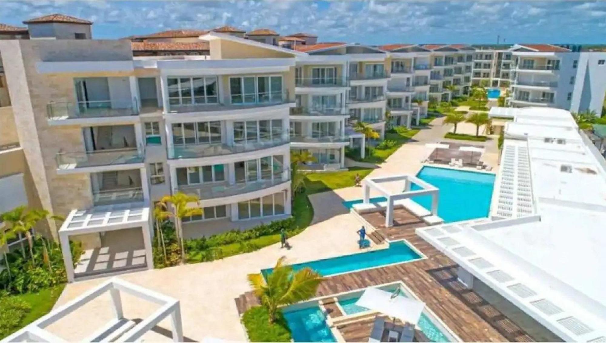 Front With Private Punta Cana