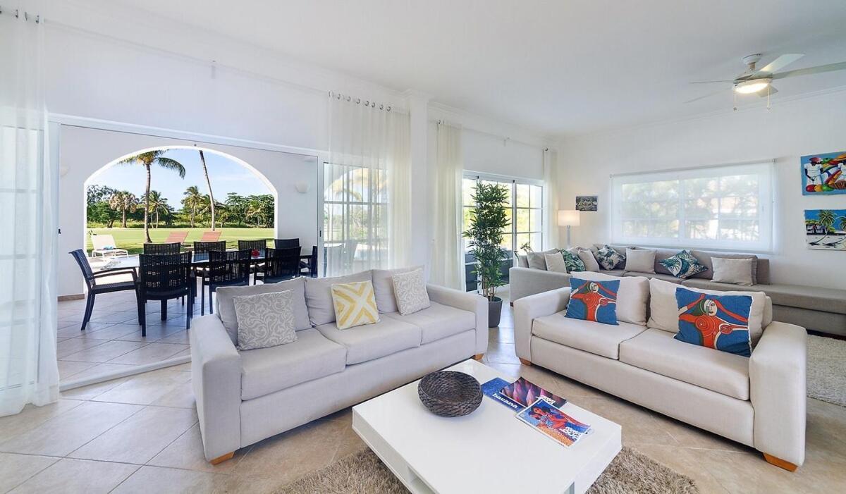 Dr 5br Villa, Close To Everything In Punta Cana