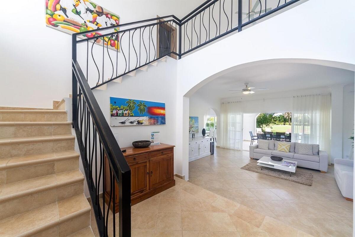 Dr 5br Villa, Close To Everything In * Punta Cana