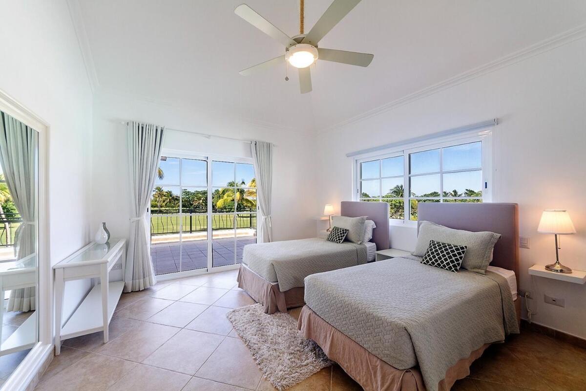 Dr 5br Villa, Close To Everything In * Punta Cana