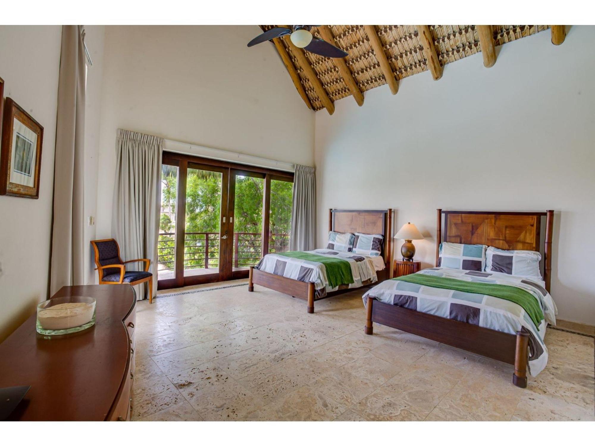Cayuco Con Vista Al Lago, Cap Cana Villa Punta Cana