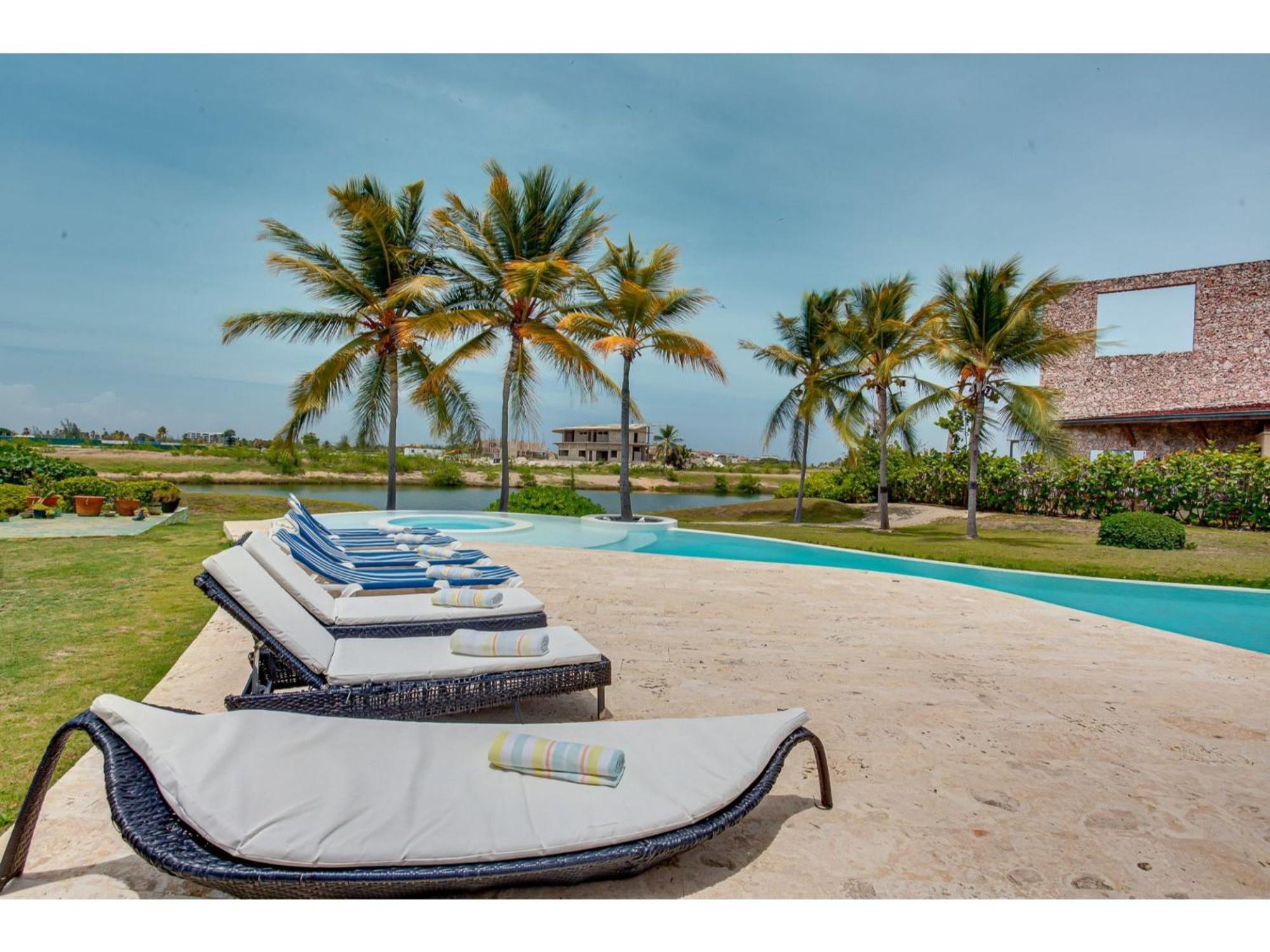 Villa Cayuco Con Vista Al Lago, Cap Cana Punta Cana