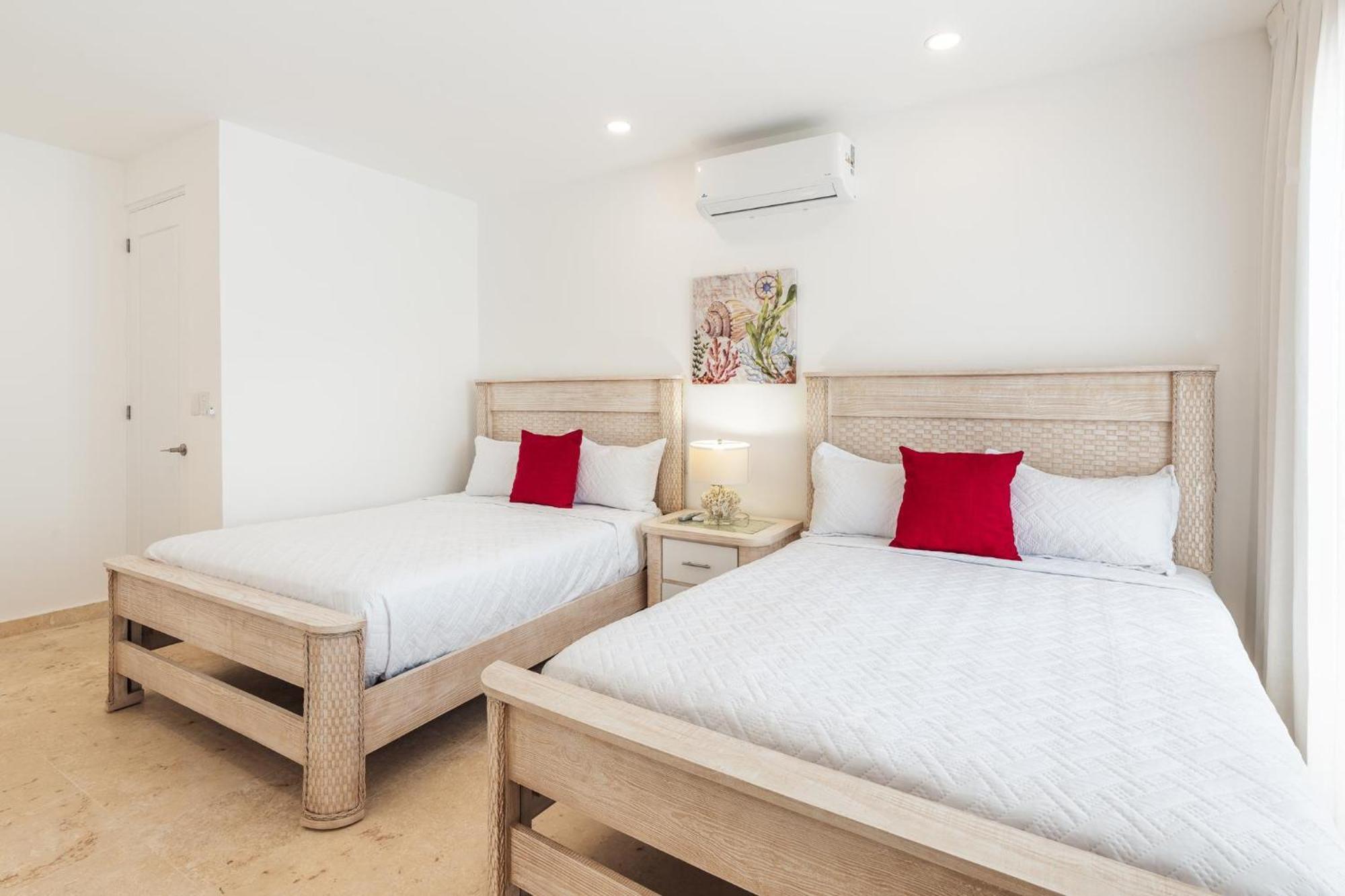 Bungallow With 3br Pool And Bbq In Village Сasa de vacaciones