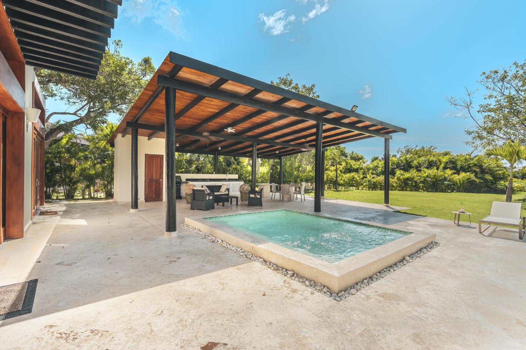 Сasa de vacaciones Bungallow With 3br Pool And Bbq In Village Punta Cana