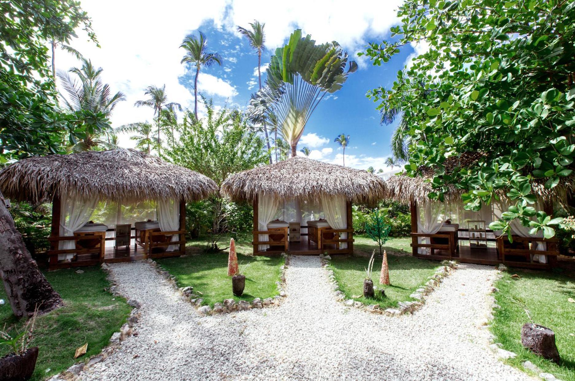 Caribbean Dеluxe With Rоoftop Pool And Access Apartamento Punta Cana