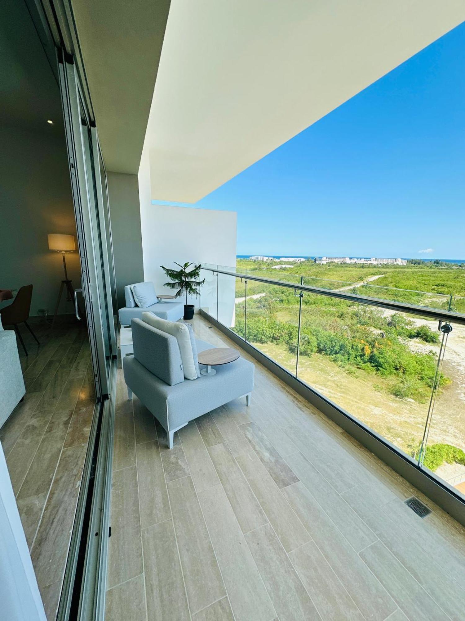 Apartamento Confort & Luxury In At 7 Mares Cap Cana With Pools, Jacuzzi And Free Access