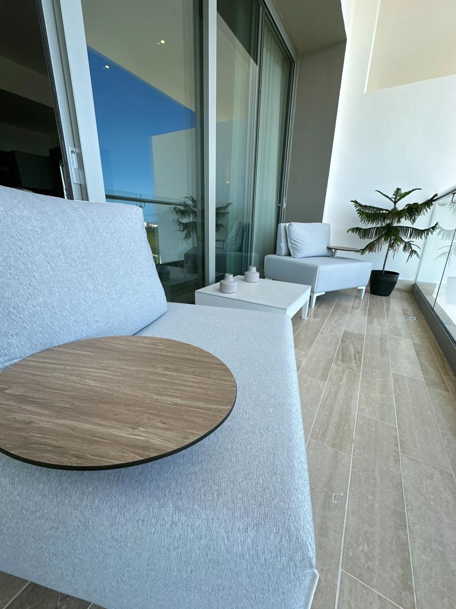 Confort & Luxury In At 7 Mares Cap Cana With Pools, Jacuzzi And Free Access Apartamento *