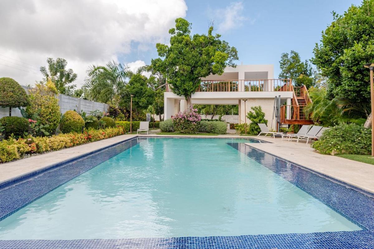 Villa Paradise103 *