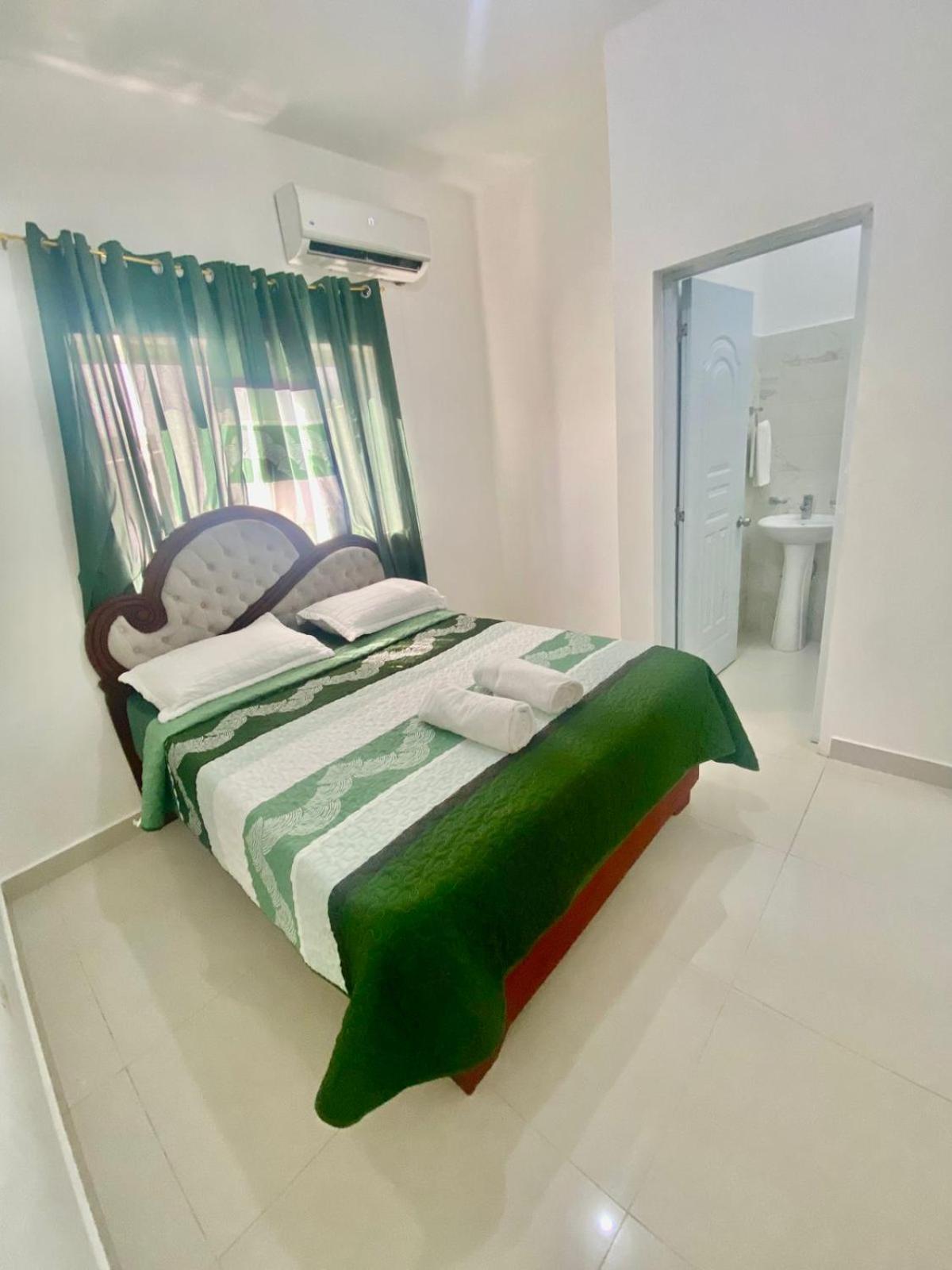 Villa Cozy 2br 2bath Near Airport
