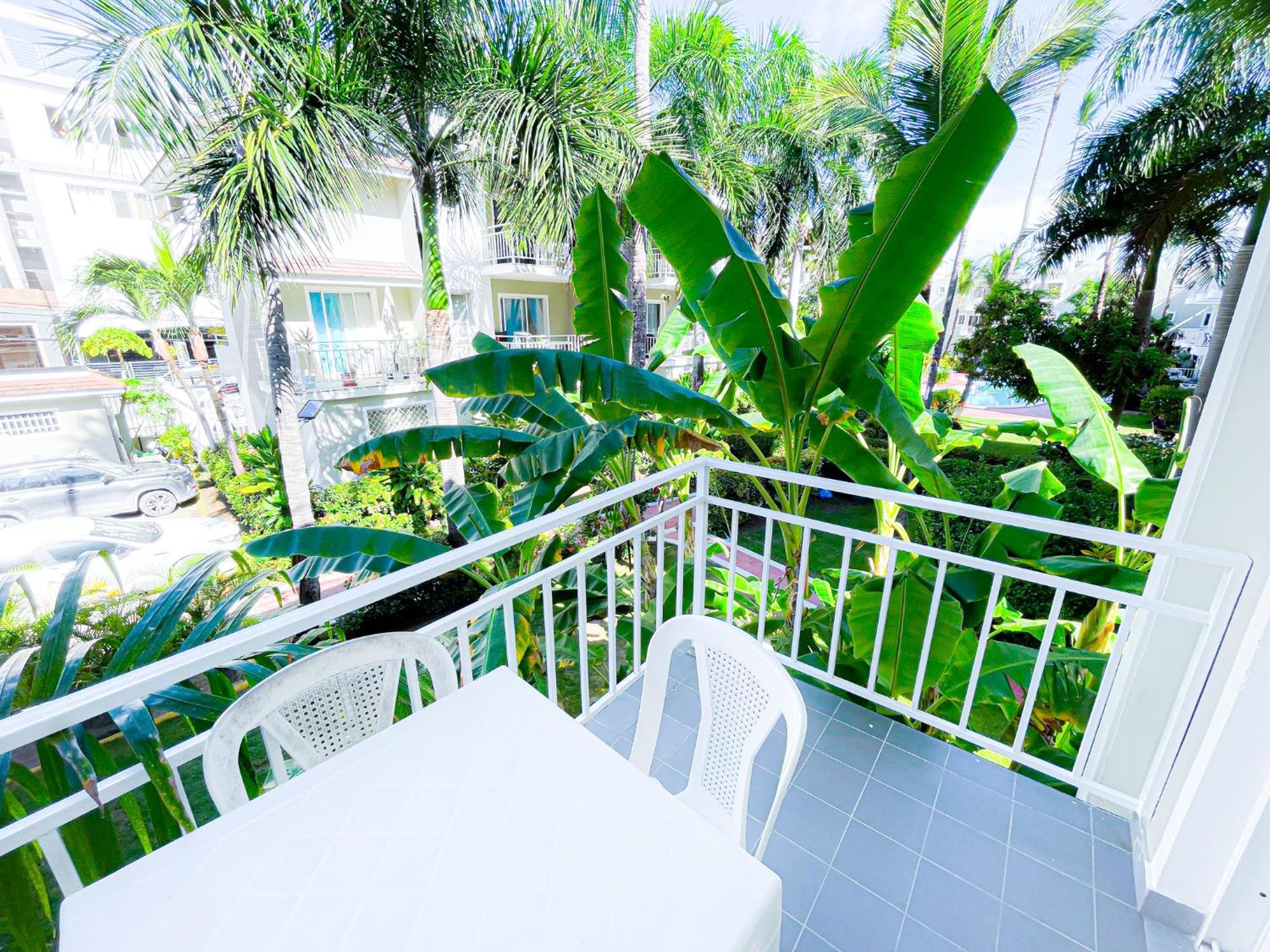 Caribbean Pool Vacation Wifi Club & Hotel