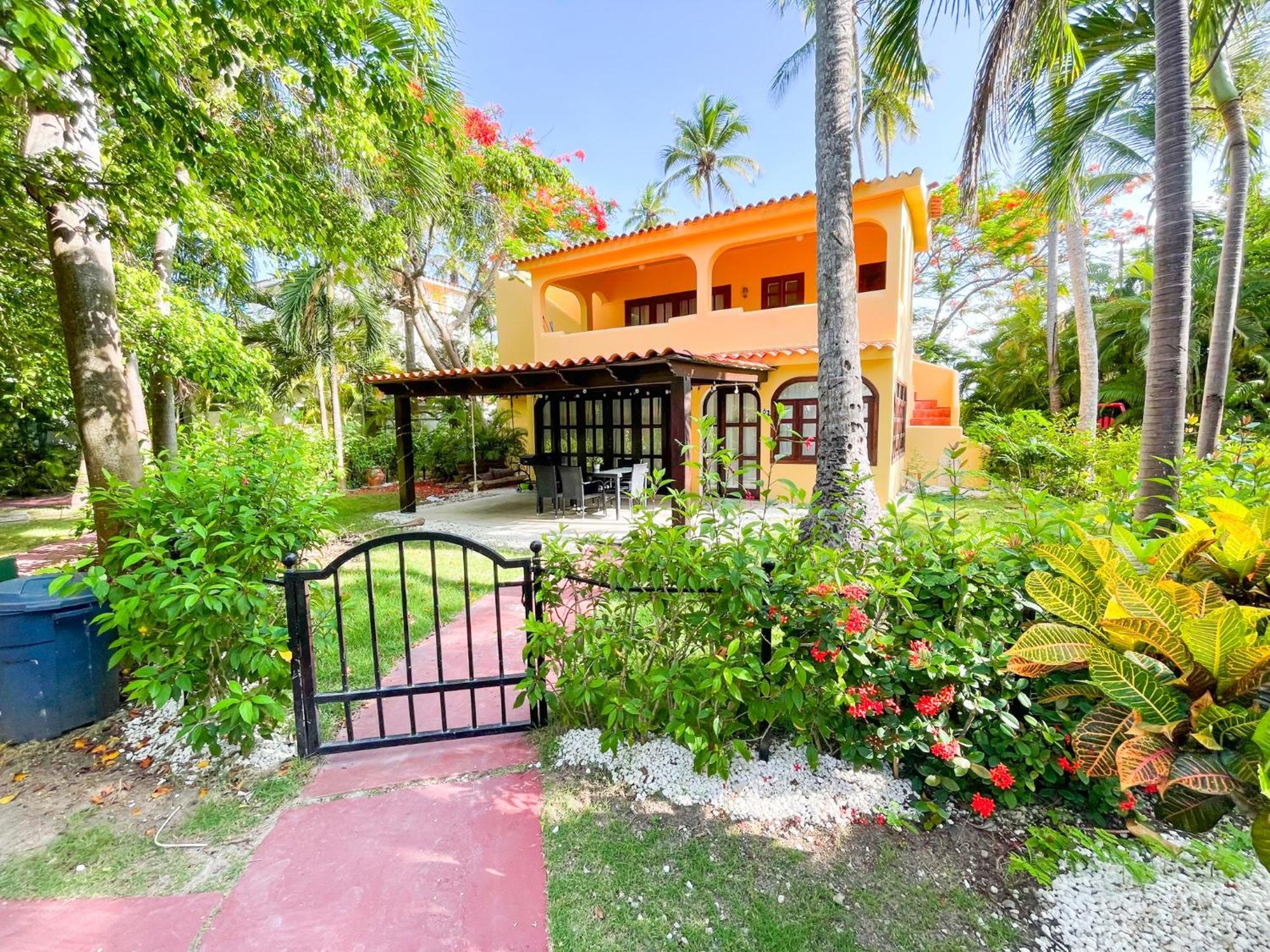 Casa Del Sol Wifi Bbq Parking Corales Club & Hotel Punta Cana