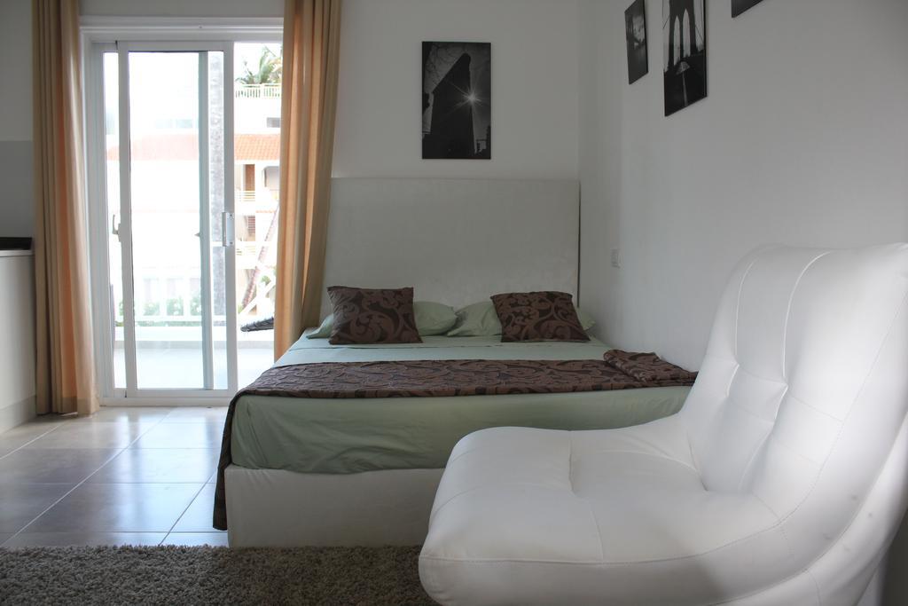 Los Corales Apartamento *