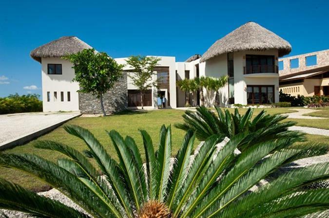 Las Golondrinas Villa *