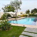 Arias Village