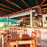 Aventura Studios With Tropical Pool Playa Los Corales