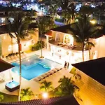 10Br Beach Villa Andiamo With Chef, Jacuzzi & Maid