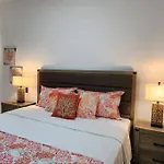 !!!New !!!Charming 2-2 Penthouse 2- 3 Min Walking To Bavaro Beach, El Cortecito- Solo A 2- 3 Min Caminando De La Playa