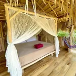 Rancho Romana Glamper Retreat Ch02
