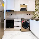 Beautiful Beach Apt With Private Jacuzzi, Pool & Golf