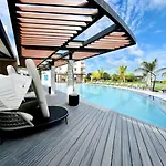 Vista Cana, Long And Short Stay