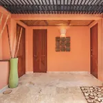 Caribbean Bungalow With 2 Bedrooms And Pool