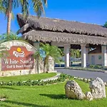 Tranquil 3 Bedroom Apartment - Pool & Private Beach Access