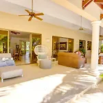 Chalet Calle Los Cocos
