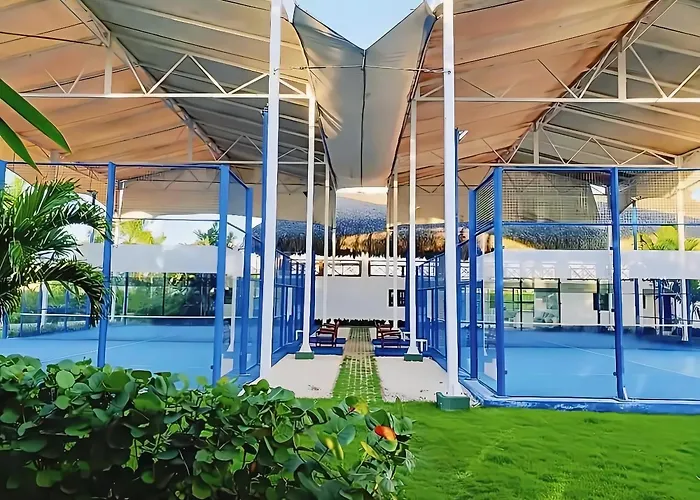 Cana Rock Star, Vista al campo de golf y Piscina 303