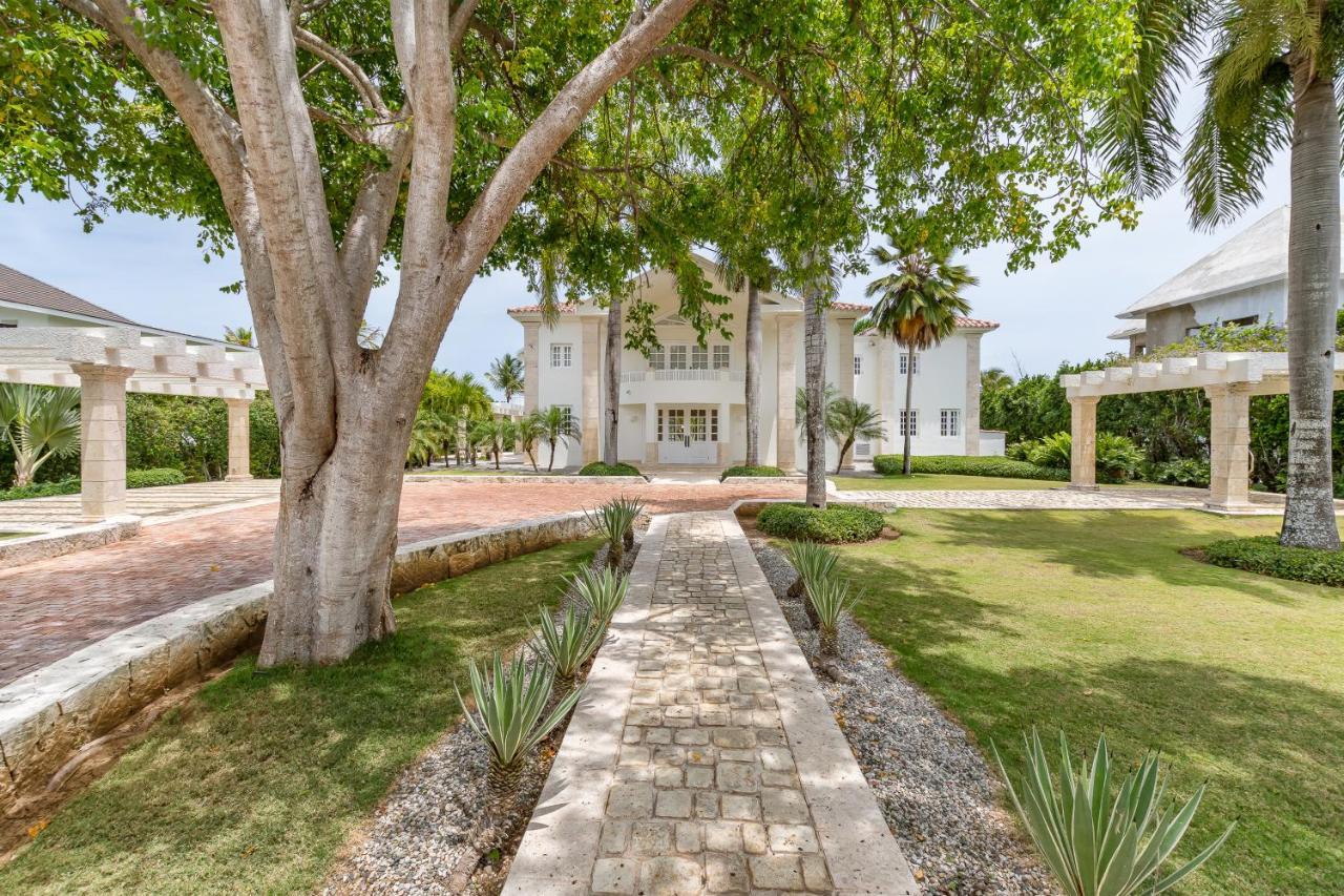 Paradise Luxury With Huge Pool And Jacuzzi Apartamento