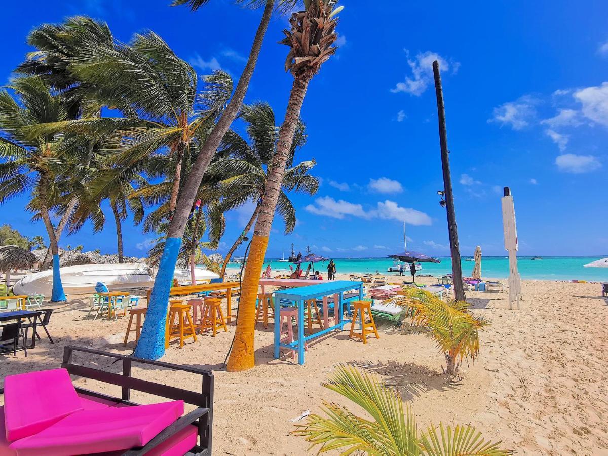 Beachfront Ocean View 8 People Wifi Pickup Villa *