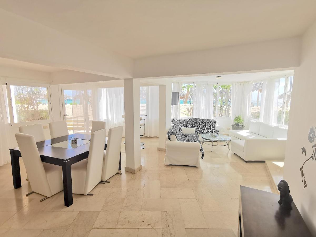 Villa Beachfront Ocean View 8 People Wifi Pickup Punta Cana