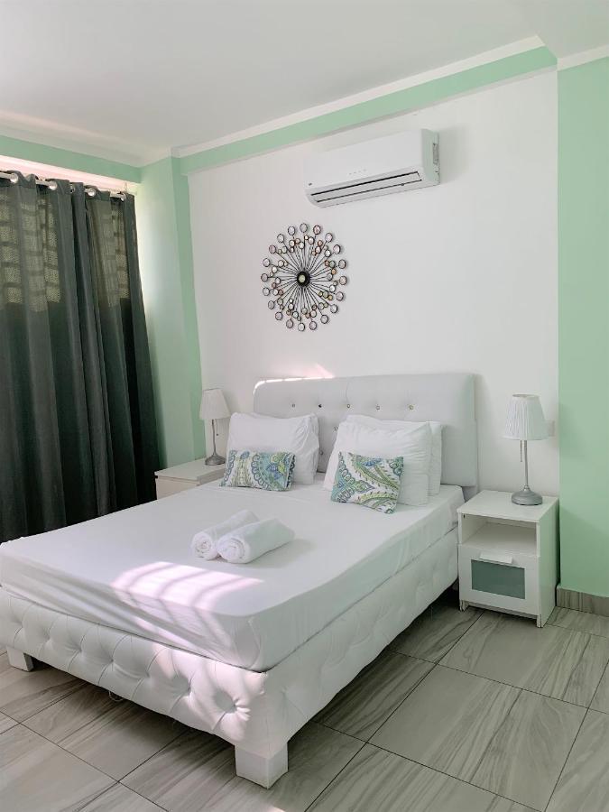 Apartahotel Superior Suites With Rooftop Pool And Beach Access Punta Cana