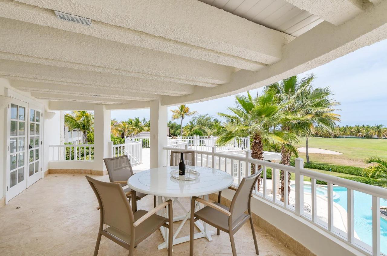 Paradise Luxury With Huge Pool And Jacuzzi Apartamento