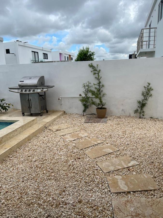 Villa Arias Village