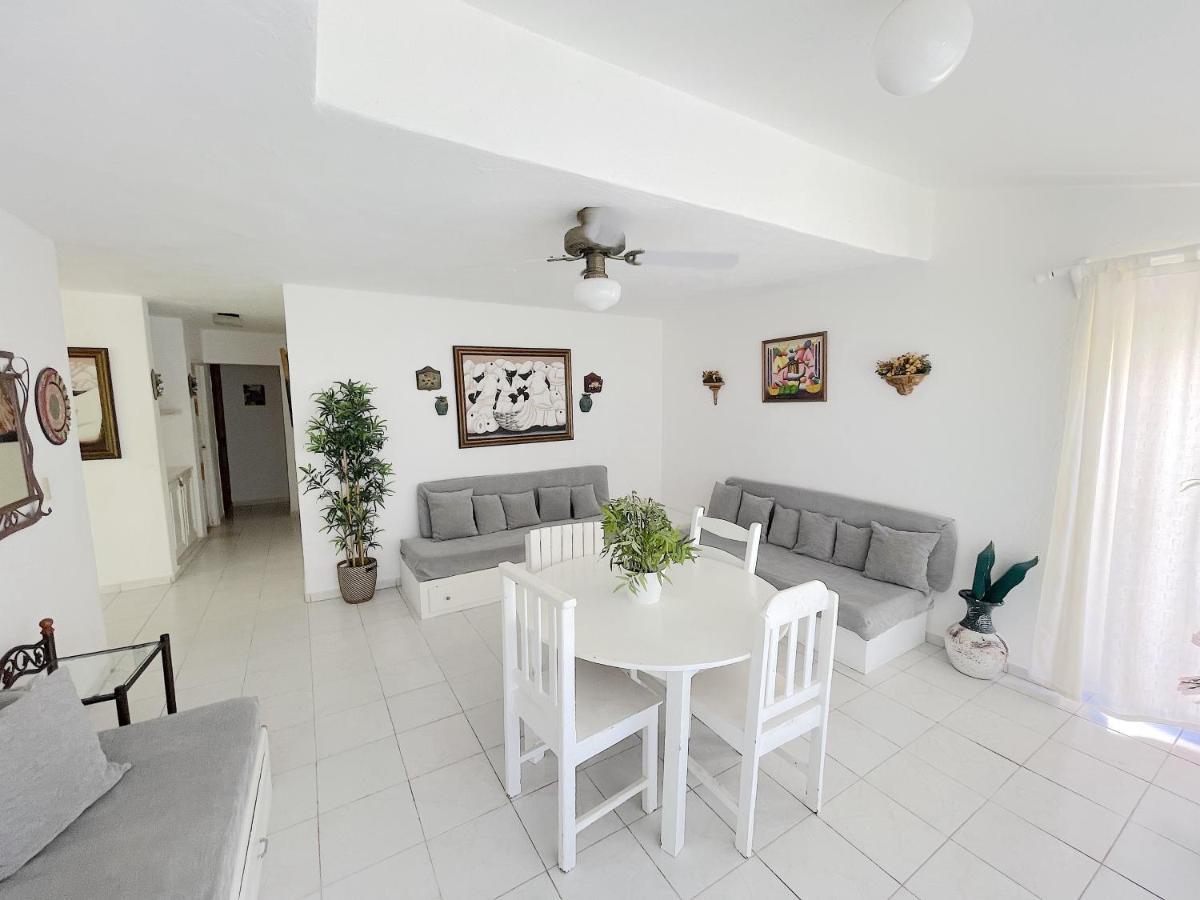 Beachfront Ocean View 8 People Wifi Pickup *