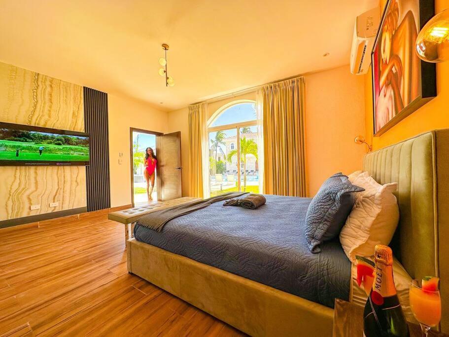 10br Beach Andiamo With Chef, Jacuzzi & Maid Villa Punta Cana