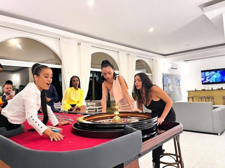 10br Beach Andiamo With Chef, Jacuzzi & Maid Punta Cana