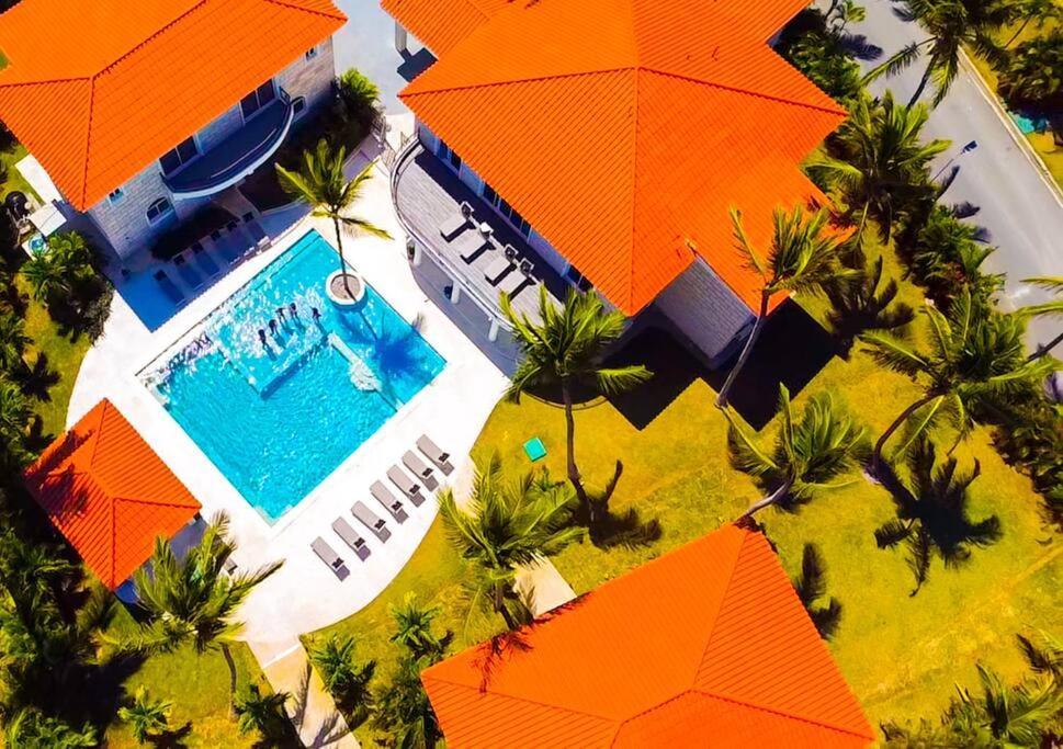 10br Beach Andiamo With Chef, Jacuzzi & Maid *