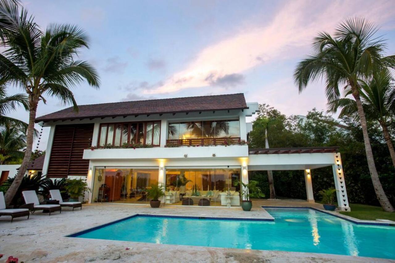 Villa Casa Crystal Luxury Golf Front With Staff Pool *