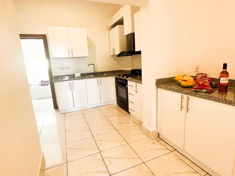 10br Beach Andiamo With Chef, Jacuzzi & Maid