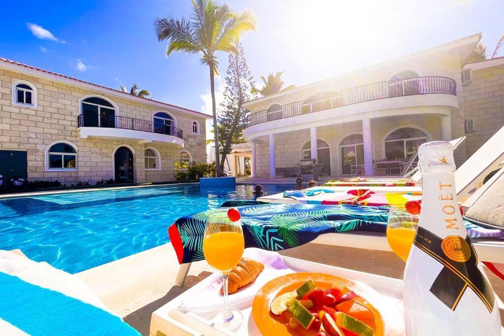 Villa 10br Beach Andiamo With Chef, Jacuzzi & Maid Punta Cana