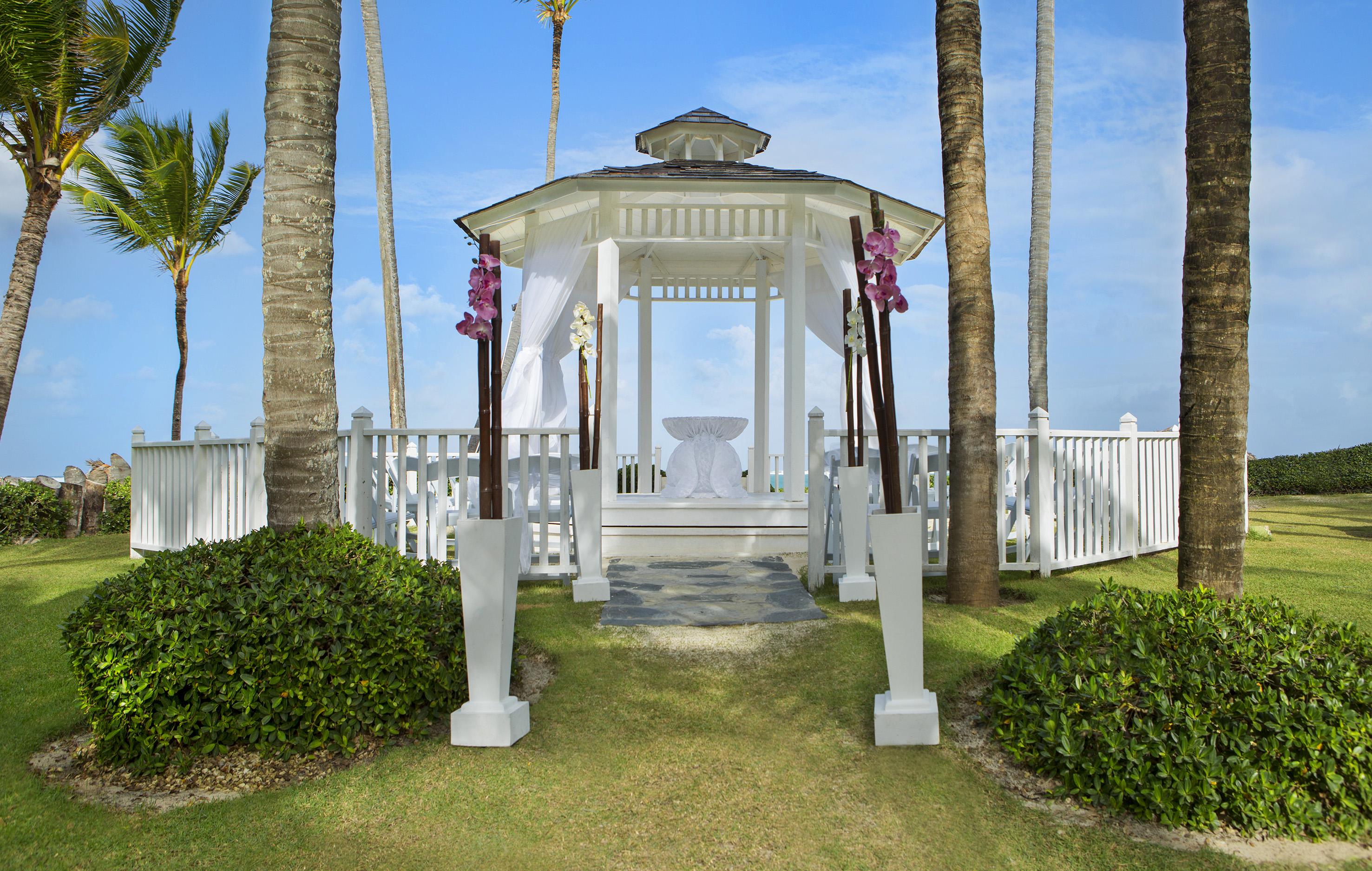 Paradisus 4*