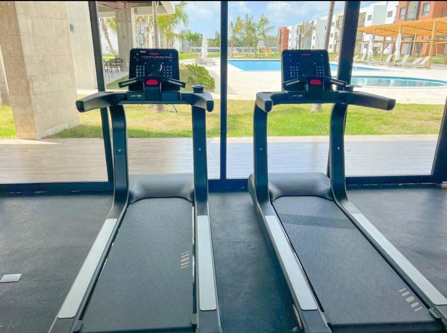 Costal With Gym And Olympic Pool